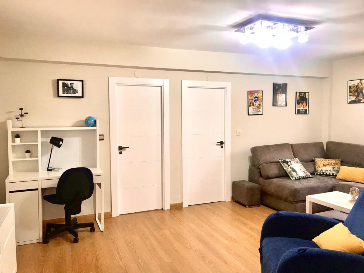 Apartment Con Parking Gratis En El Centro, 2