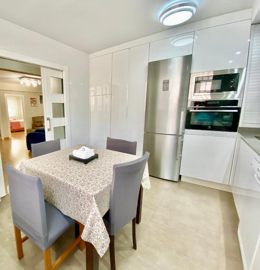 Con Parking Gratis En El Centro, 2 Apartment Almería