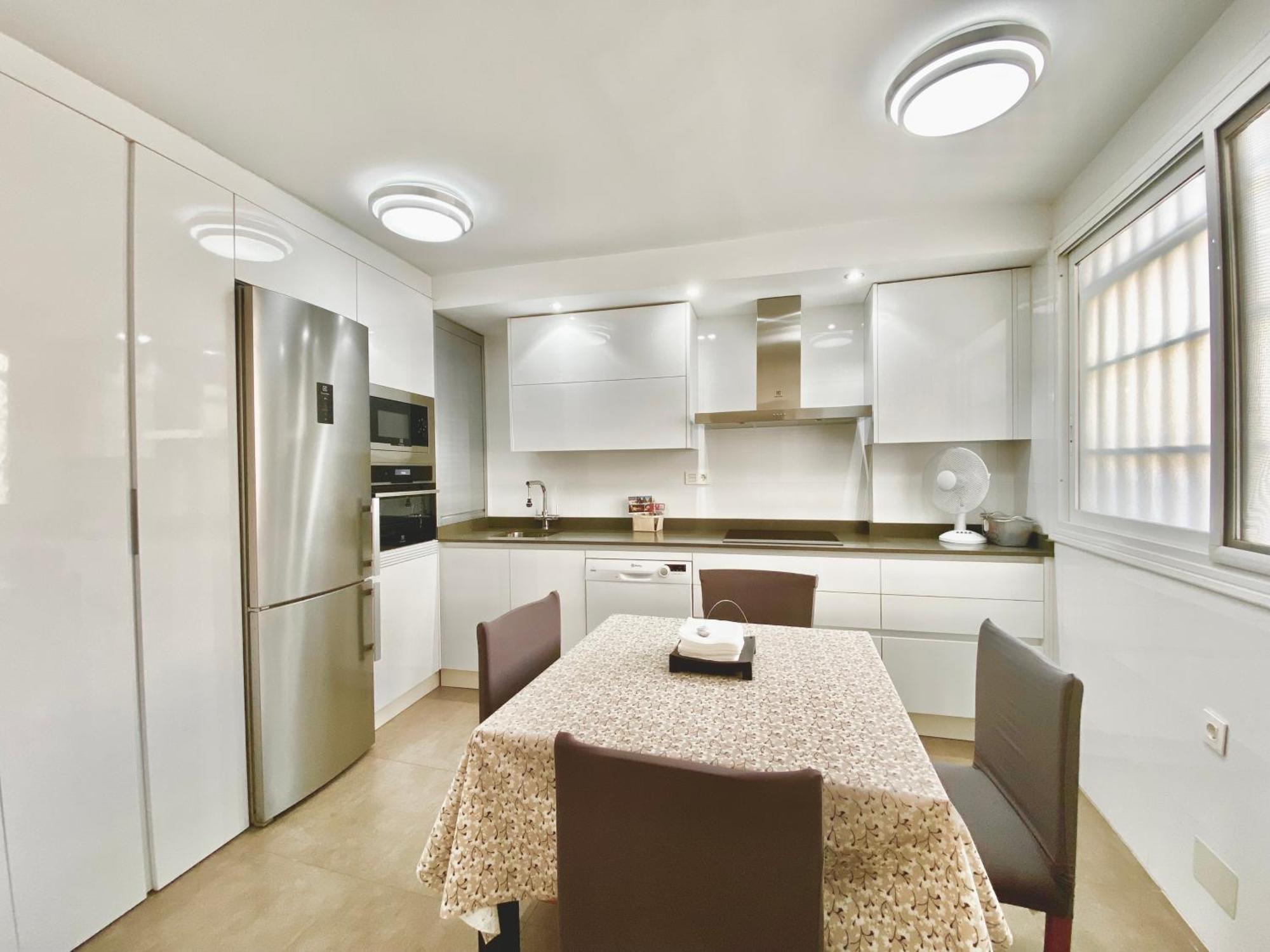 Apartment Con Parking Gratis En El Centro, 2 Almería